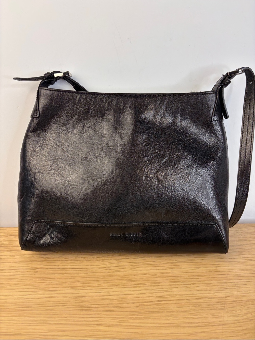 Vintage Pelle Studio Black Smooth Leather Wilson’s Shoulder Bag
